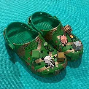 Minecraft crocs